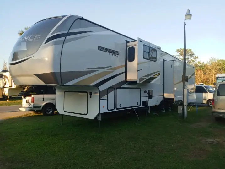 Rv detailing